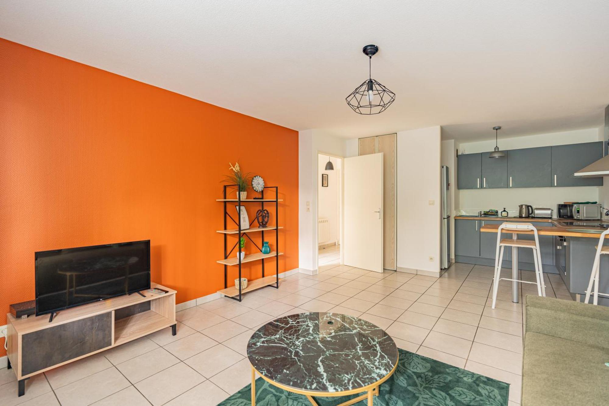 Appartement Tout Equipe A 3 Min Gare Annemasse - Ideal Famille Ou Pro - Parking Inclus Ville-la-Grand Exterior photo
